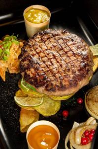 PURA HAMBURGER DI SCOTTONA 200 gr Pz.12 2,4 Kg